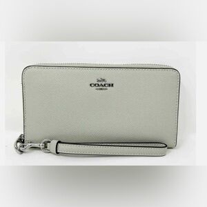 Brand new leather Coach wallet clutch